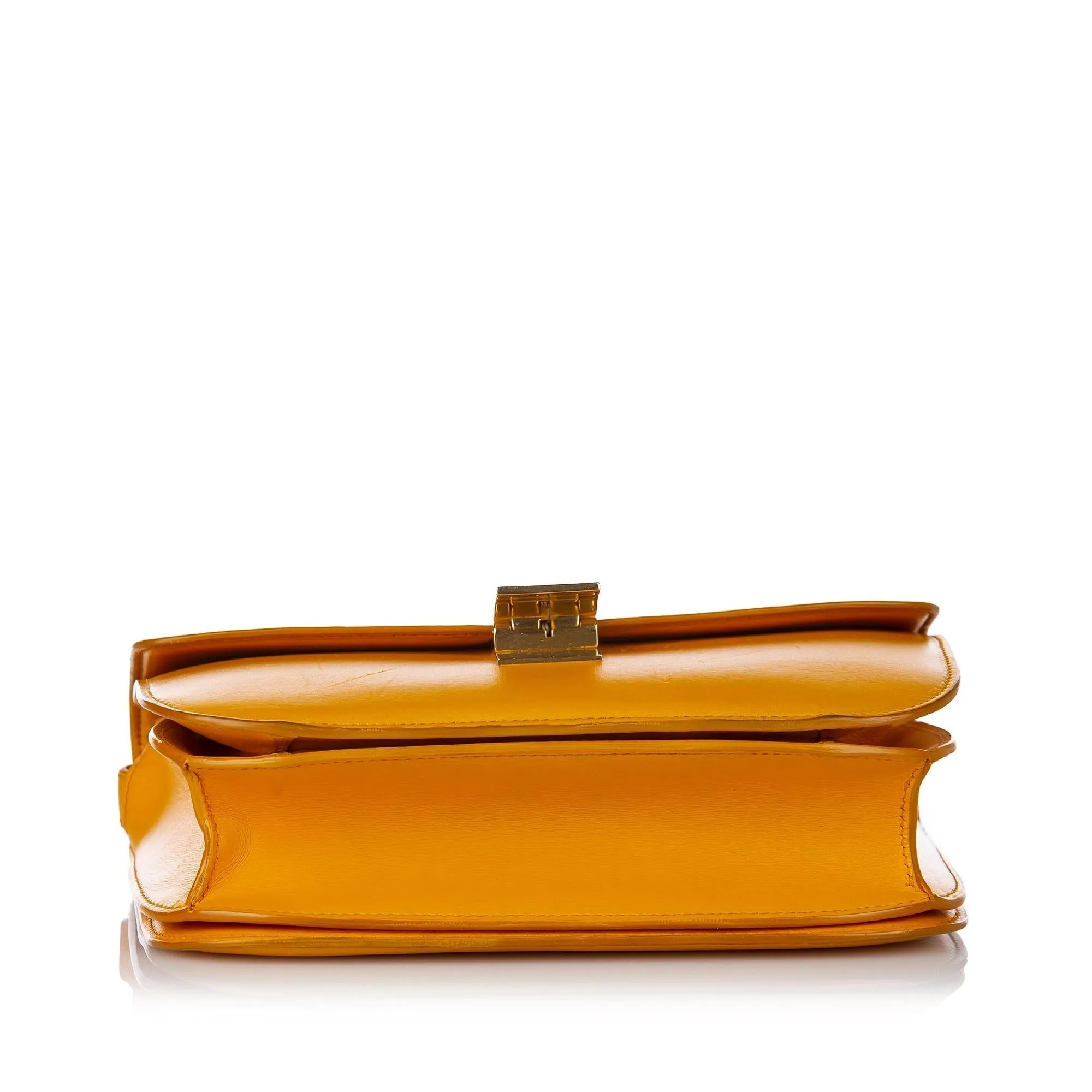 Celine Medium Classic Box Leather Crossbody Bag (SHG-3en6Z7)