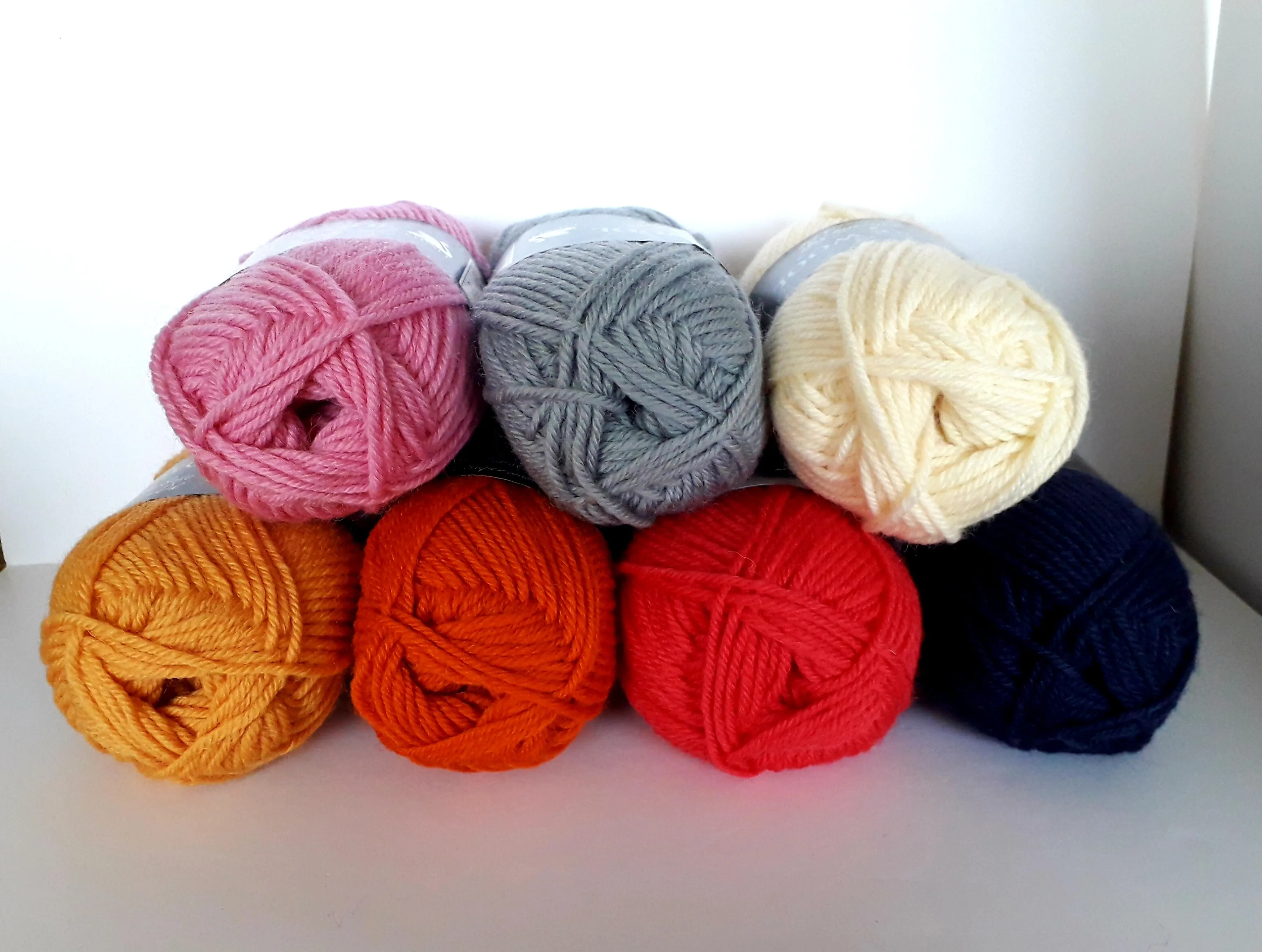 Cygnet Pure Wool Superwash DK