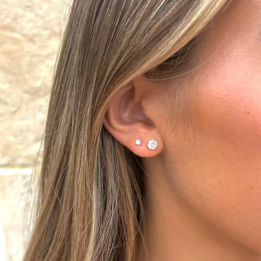 Emily Studs- Round Cut